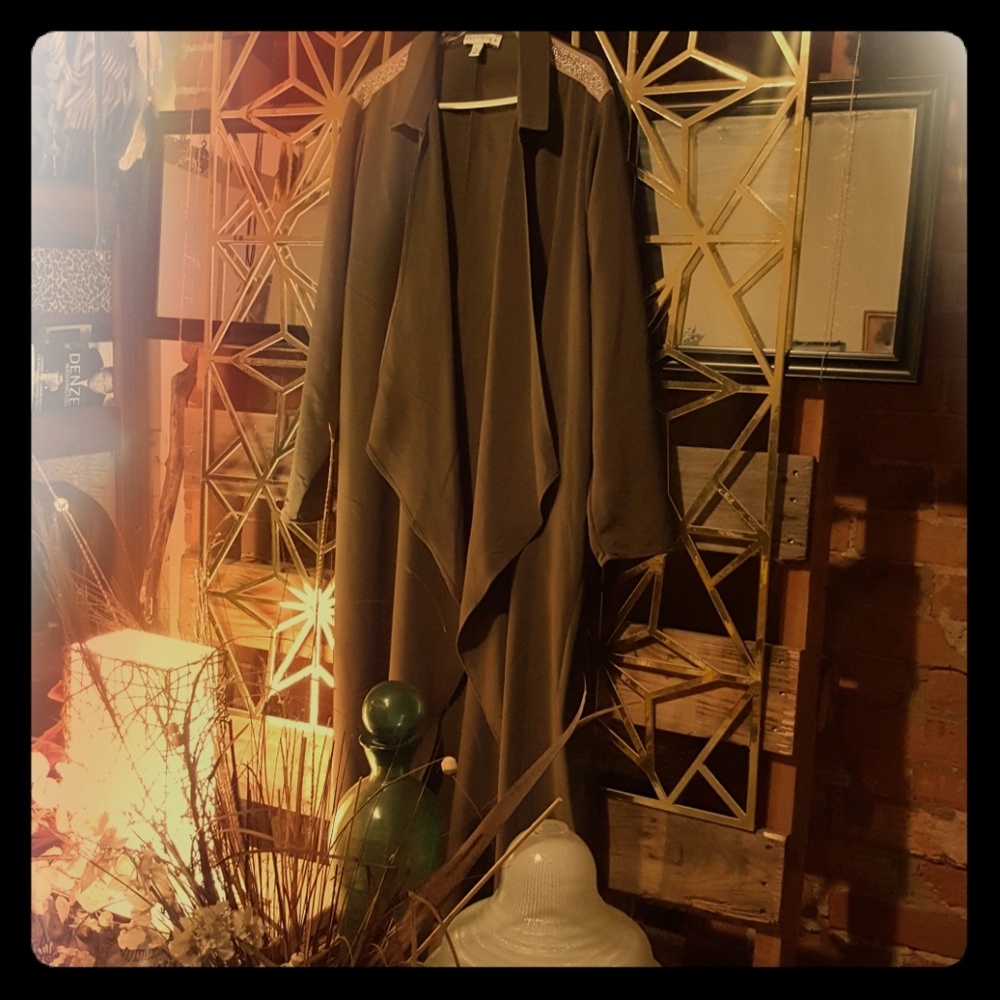 Olive green long sleeve duster jacket